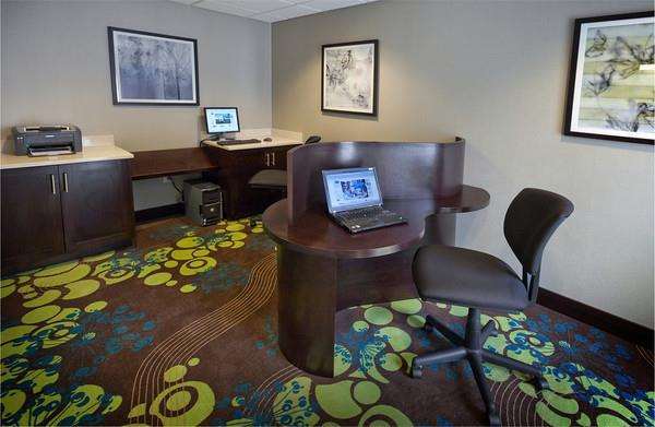 Hampton Inn Mebane Konforlar fotoğraf